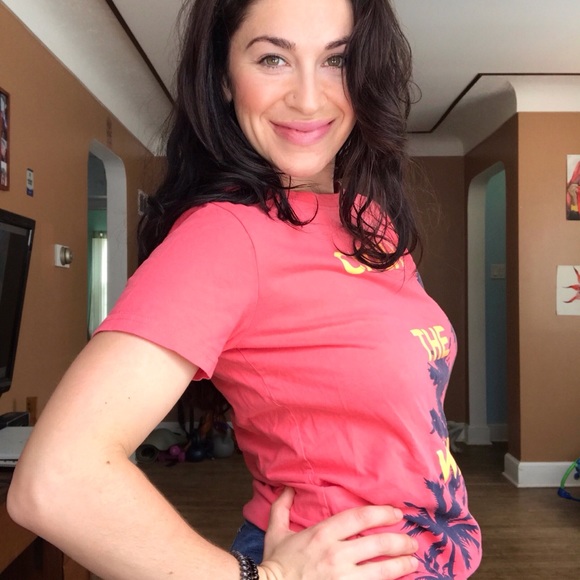 Bright pink graphic tee - Picture 4 of 5